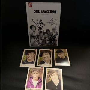 SIGNED One Direction Up All Night Limited Yearbook Edition CD
